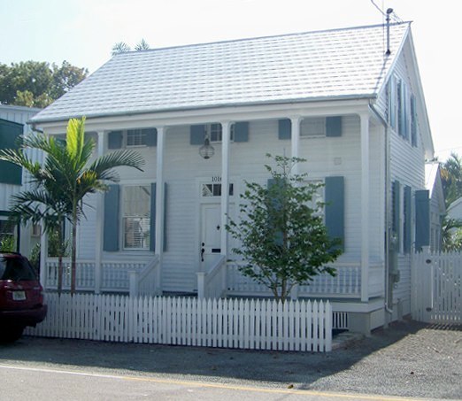 1016 James Street
Owners: Jim & Maria Koch
/ Architect: Michael Miller
/ Builder: Mark Mayer, Florida Keys Construction