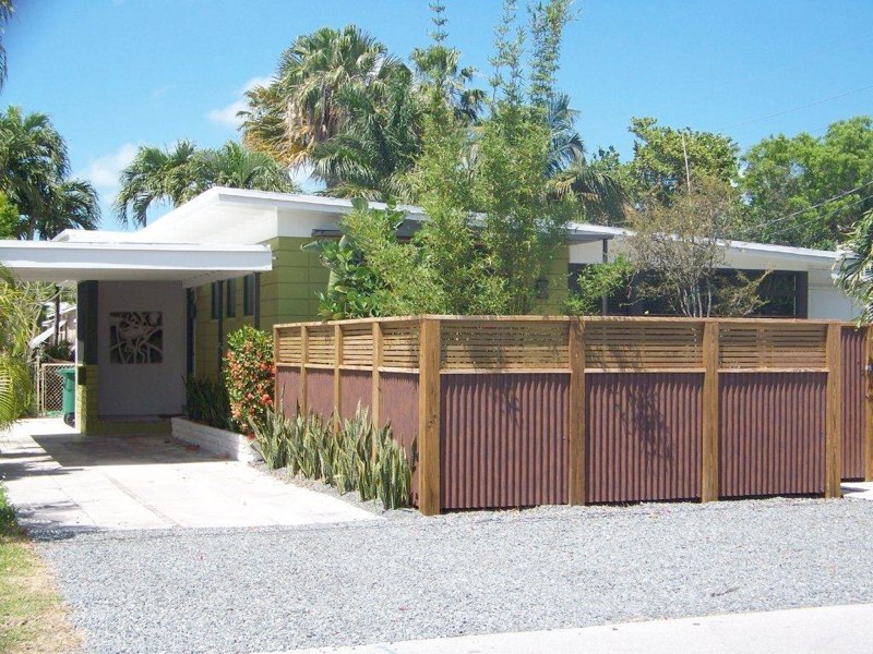 1517 Washington Street
Homeowners: Guillermo Orozco & Kent Ducote
/ Residential Designer: Guillermo Orozco
/ Builder: Toolbox Construction
/ Landscaping: Patrick Tierney